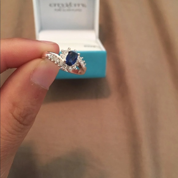 Ring - Picture 4 of 4